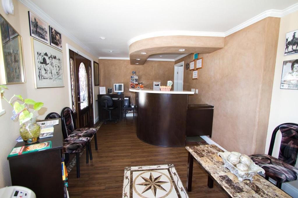 Trails Motel Lone Pine Dış mekan fotoğraf