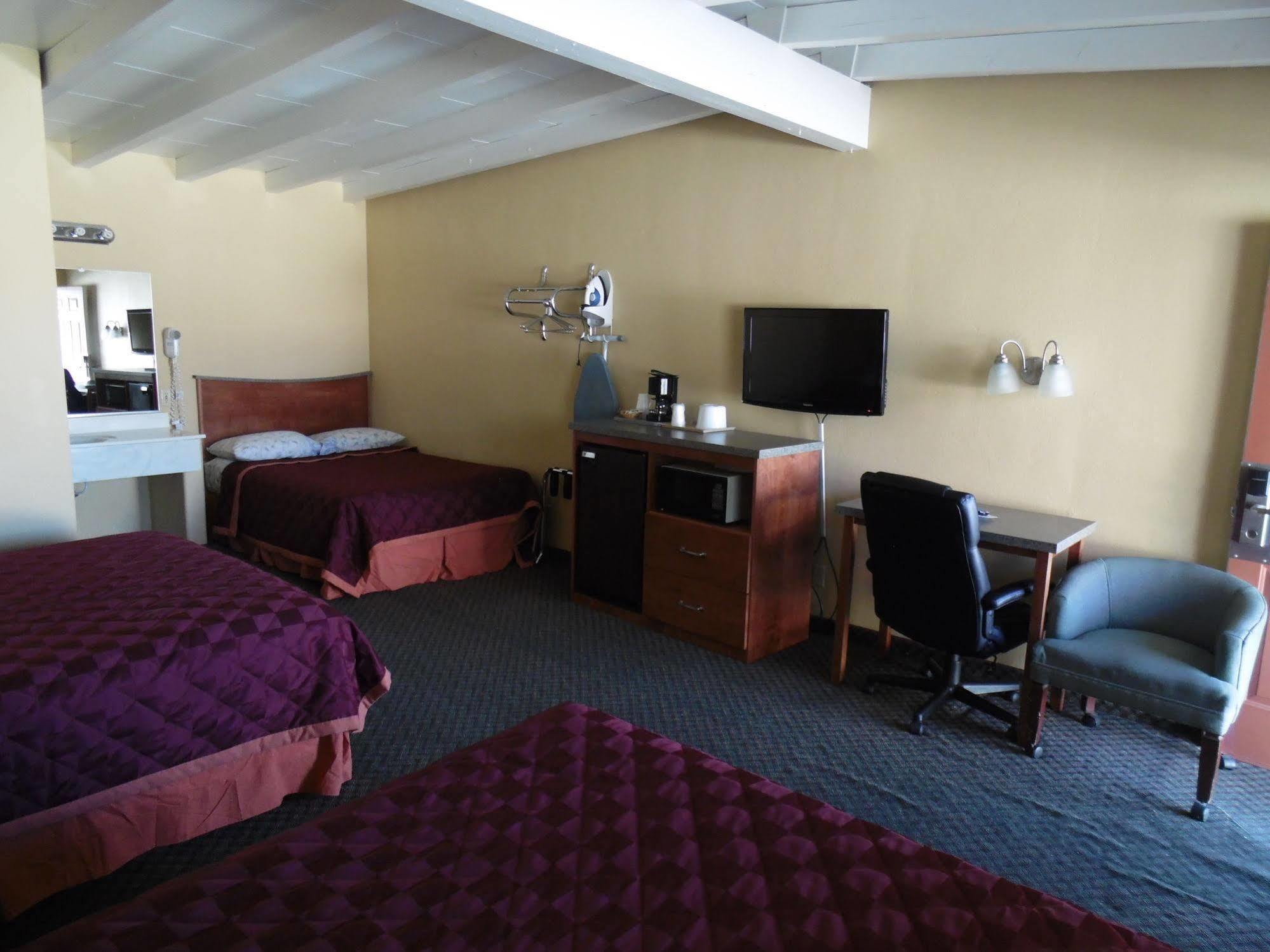 Trails Motel Lone Pine Dış mekan fotoğraf
