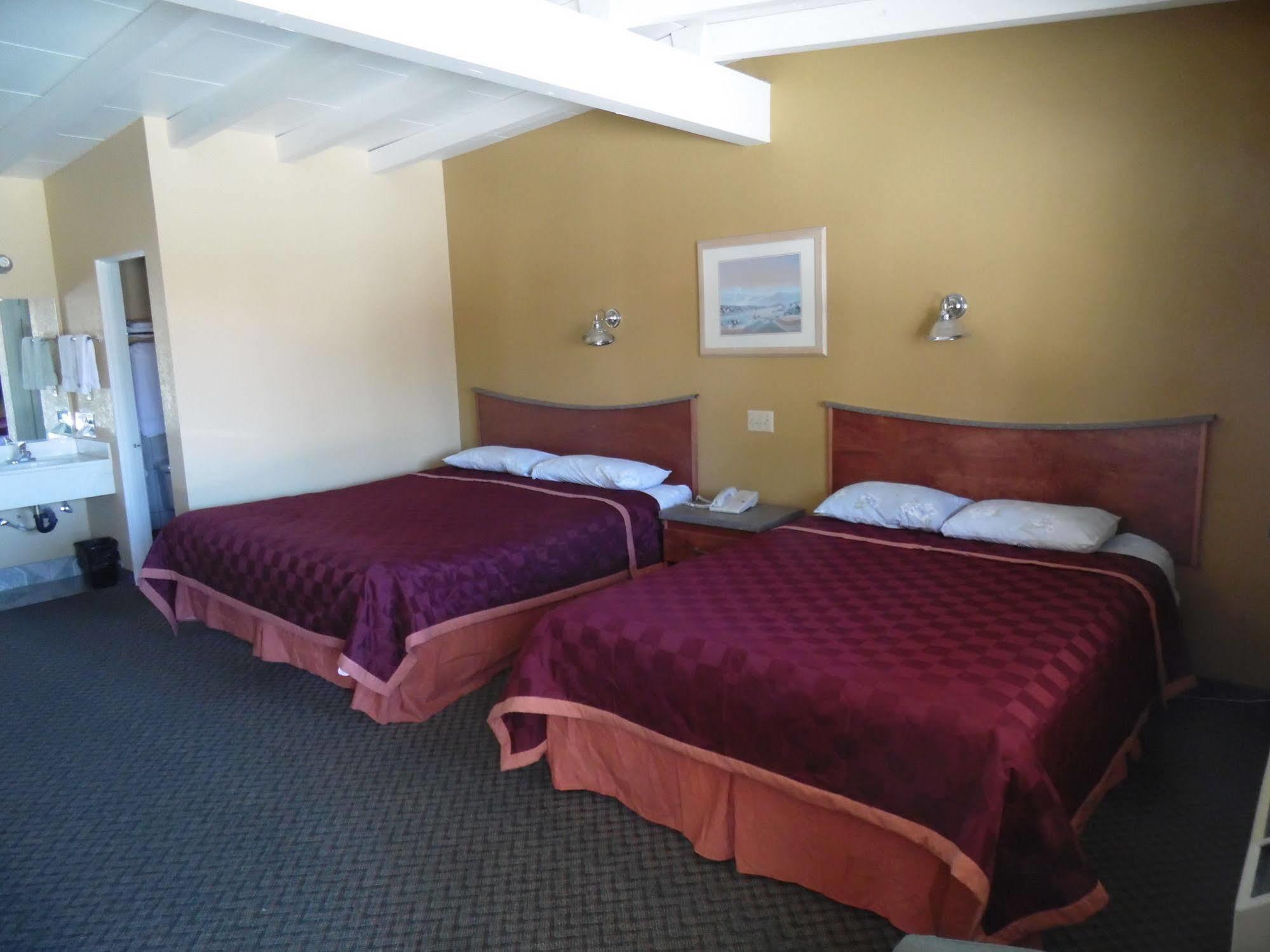Trails Motel Lone Pine Dış mekan fotoğraf